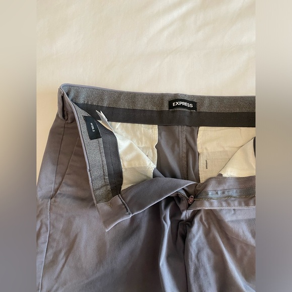 Express 6” Chino Shorts - Picture 4 of 5